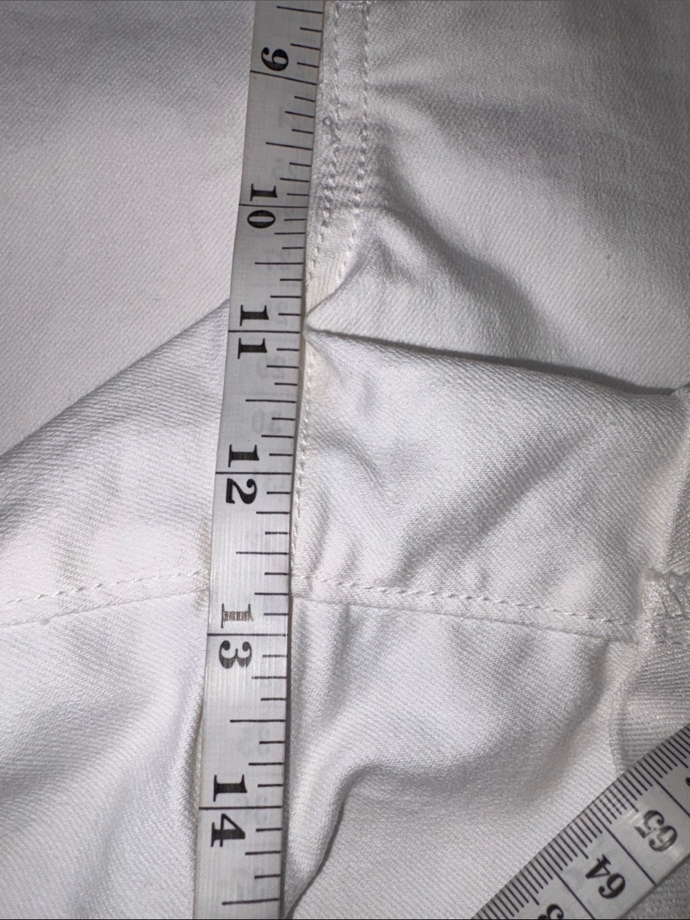 Old Navy High-rise White Denim Rolled Cuff Shorts Plus Size 24 - Picture 6 of 13